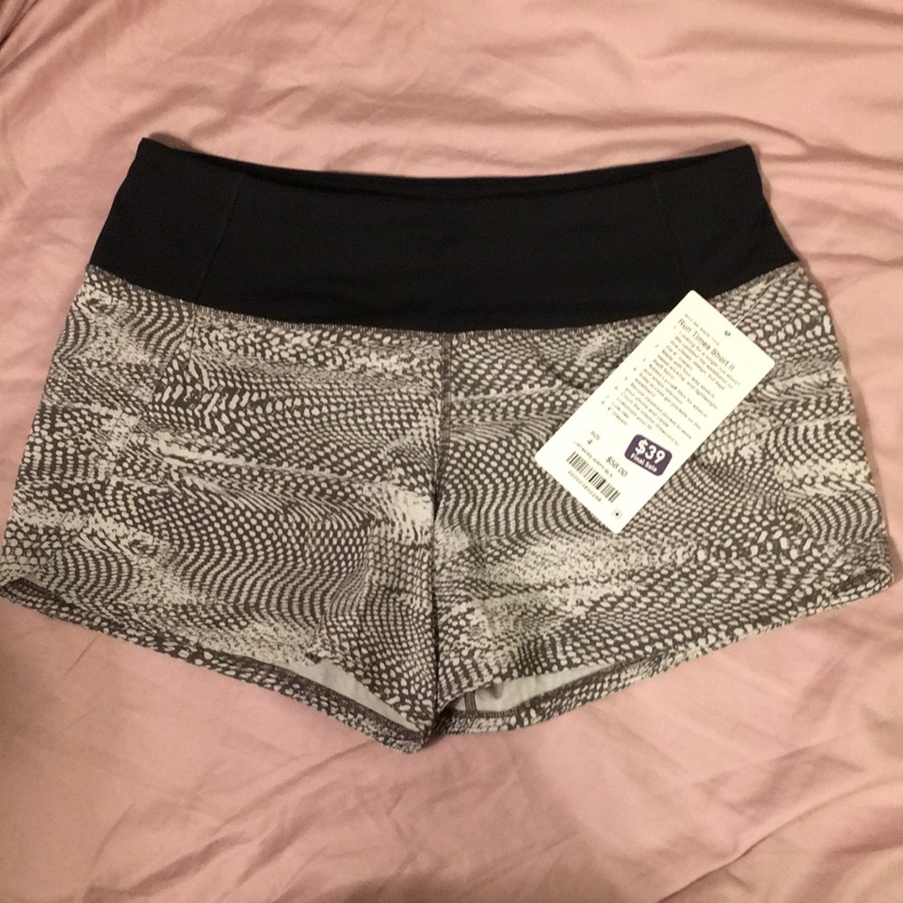 Lululemon Run Times Short II Size 4
